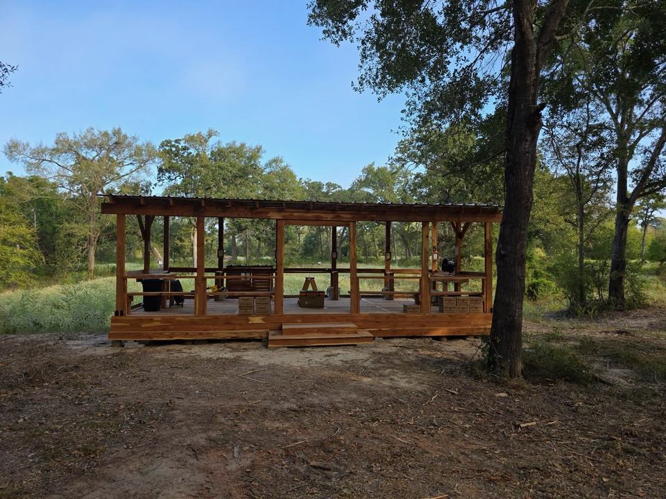 The finished five-stand deck in the post oaks.